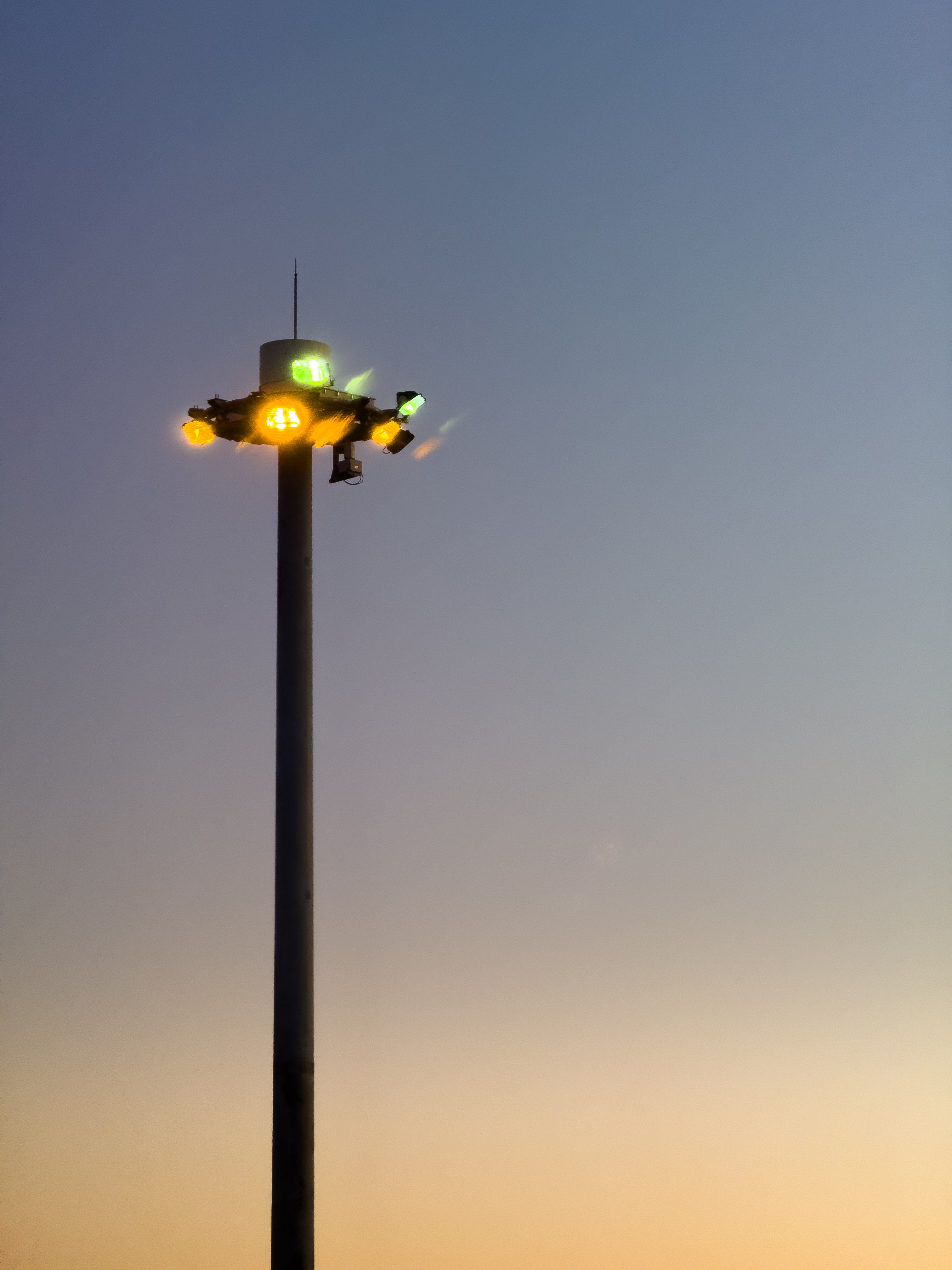 20260104-羽田機場-燈